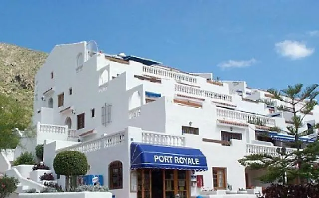 Port Royale Apartmán *